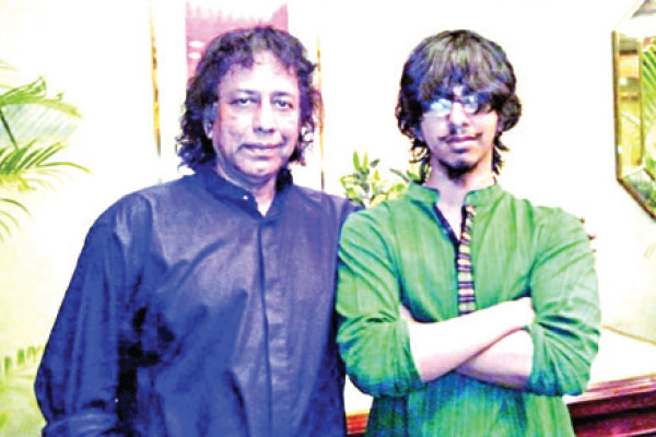 বাবার পথে বুলবুলপুত্র সামির
