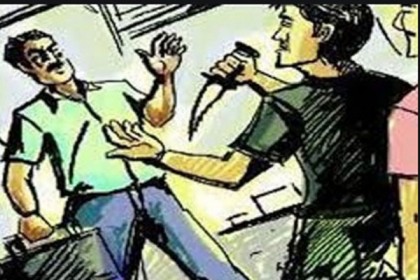 ডিবি পুলিশ পরিচয়ে পাট ব্যবসায়ীর টাকা ছিনতাই, থানায় মামলা