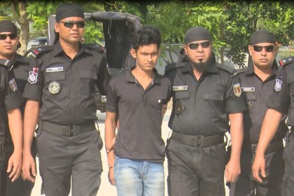 ভাইকে পড়াতে গিয়ে বোনকে ধর্ষণ