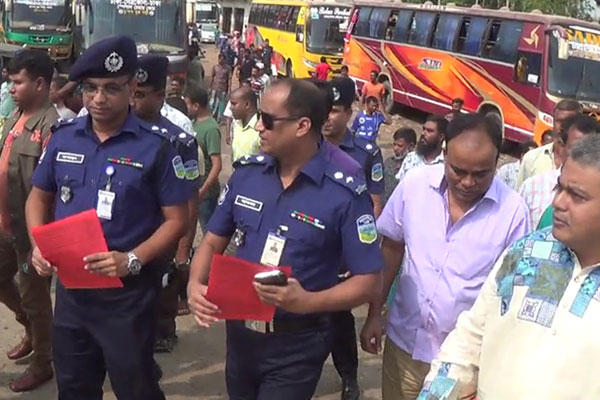 নেত্রকোনায় সড়ক পরিবহন আইন সম্পর্কে জনসচেতনতা