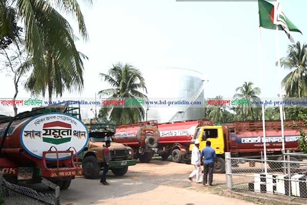 বরিশালে পেট্রোলের ভয়াবহ সংকট