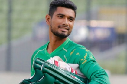 ম্যাচ জয়ের কৃতিত্ব বোলারদের দিলেন মাহমুদুল্লাহ