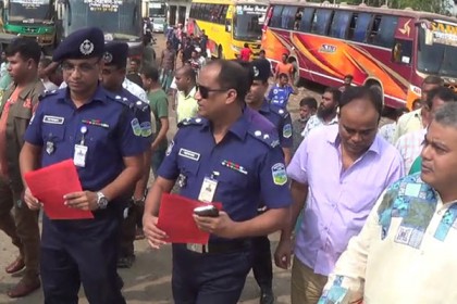 নেত্রকোনায় সড়ক পরিবহন আইন সম্পর্কে জনসচেতনতা