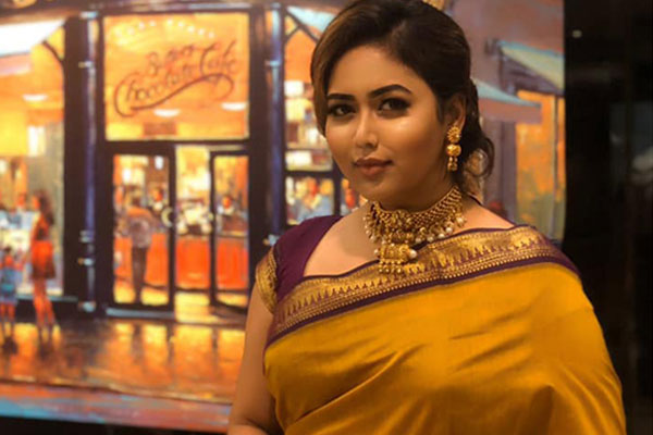 'অন্য মানুষের ছবি ভাইরাল করে লাভ কোথায়?'