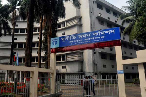 বালিশকাণ্ডের ঘটনায় প্রকৌশলী মাসুদুলকে জিজ্ঞাসাবাদ