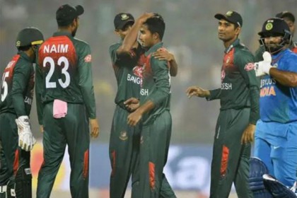 চোখ রাঙাচ্ছে ঘূর্ণিঝড় ‘মাহা’, ভারত-বাংলাদেশ ম্যাচ নিয়ে বাড়ছে শঙ্কা