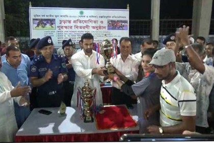 বাগেরহাটে স্কুল-মাদ্রাসা কাবাডি টুর্নামেন্ট অনুষ্ঠিত 