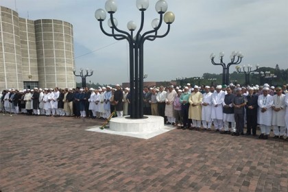 জাতীয় সংসদের দক্ষিণ প্লাজায় খোকার জানাযা অনুষ্ঠিত