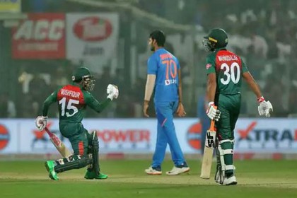 টিম ইন্ডিয়ার কপালে ভাঁজ, রাজকোটের আকাশে ‘মহা’ বিপদ