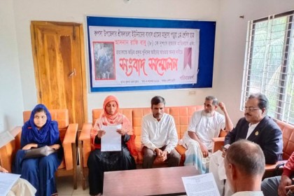 খুলনায় শিশু হত্যার বিচার দাবি বাবার