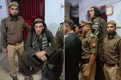 ভারতে খেলা দেখতে গিয়ে বিপাকে এক ভক্ত