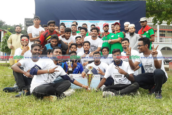 মাদক থেকে দূরে থাকার আহ্বানে ক্রিকেট ম্যাচ