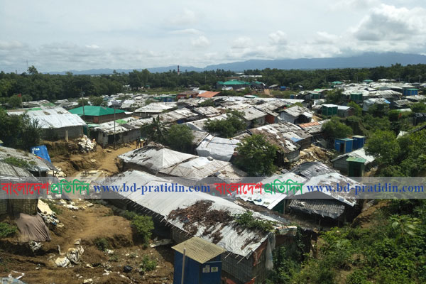 ঘূর্ণিঝড় 'বুলবুল' আতঙ্কে রোহিঙ্গারা