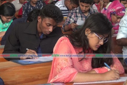 বশেমুরবিপ্রবি’র দ্বিতীয় ধাপে ভর্তি পরীক্ষা অনুষ্ঠিত