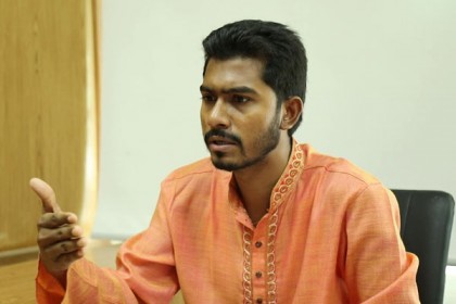 দেশকে গৃহযুদ্ধের দিকে ঠেলে দেবেন না : ভিপি নুর