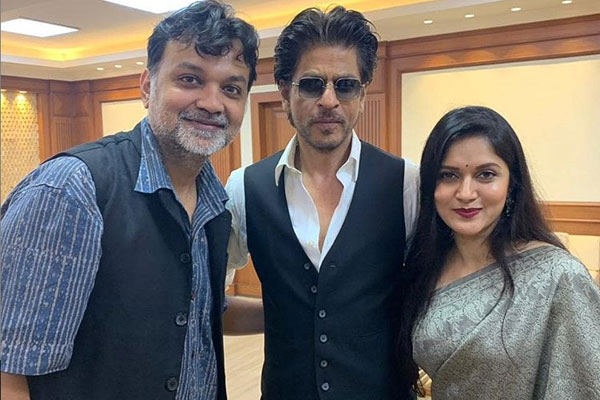 মিথিলাকে সৃজিতের ‘বিশেষ বন্ধু’ সম্বোধন আনন্দবাজারের