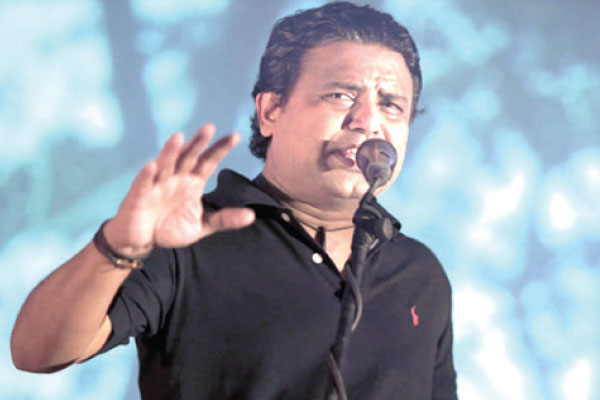 পাসওয়ার্ড প্রকাশ করলেন লুমিন