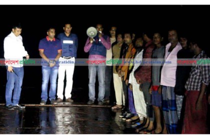 'বুলবুল' মোকাবেলায় পিরোজপুরে মাইকিংসহ নানা পদক্ষেপ 