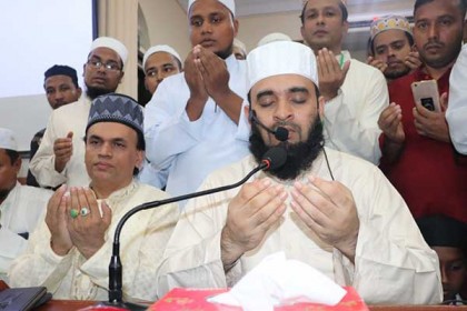 মালয়েশিয়ায় মেরু বাংলাদেশি মসজিদে ওয়াজ মাহফিল