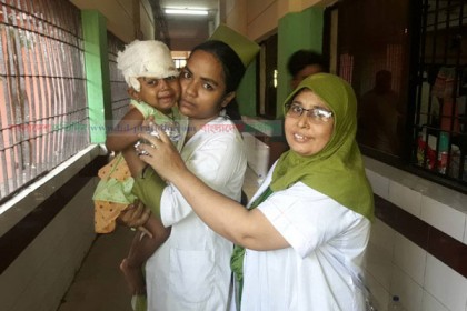 আহত সেই শিশুটির নাম নাইমা