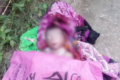 ডাস্টবিন থেকে নবজাতকের মরদেহ উদ্ধার