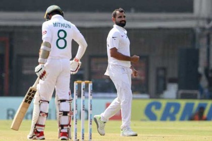 মিথুনের আউটে বিপদে টাইগাররা