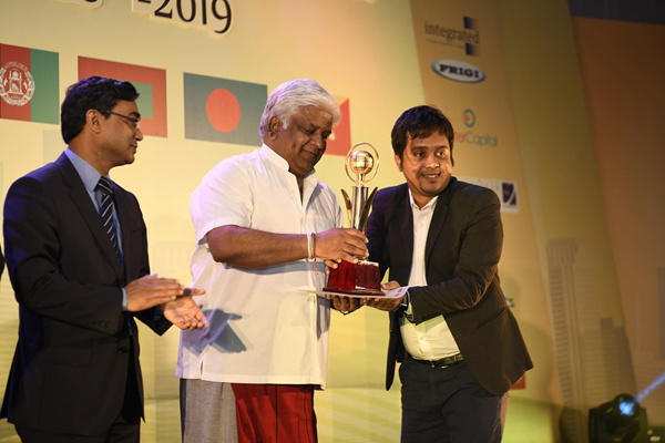 ইয়াং ডিজিটাল মার্কেটার পুরস্কার পেলেন জাবেদ সুলতান পিয়াস