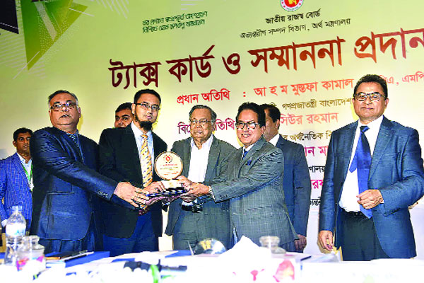 ইস্ট ওয়েস্ট মিডিয়া আবারও সেরা করদাতা