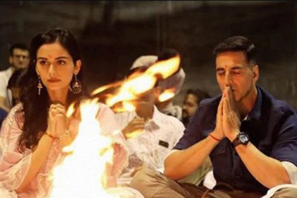 অক্ষয়ের হাত ধরে যে ছবিতে ডেবিউ হচ্ছে মিস ওয়ার্ল্ড মানুষীর