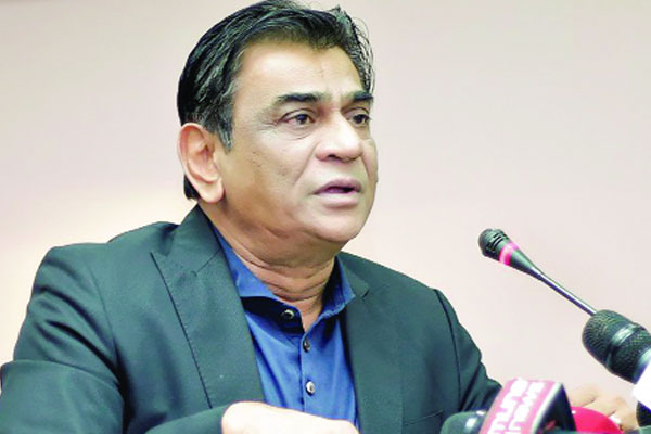 বাফুফের এজিএম চাপে সালাউদ্দিন