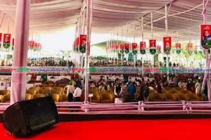 সোহরাওয়ার্দীতে প্রধানমন্ত্রীর অপেক্ষায় স্বেচ্ছাসেবক লীগ