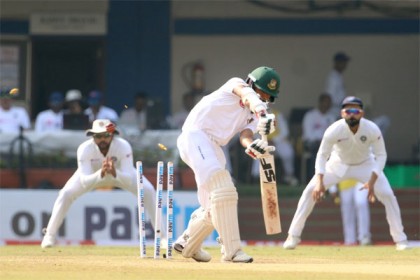 ইনিংস ও ১৩০ রানে হারল টাইগাররা