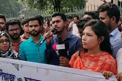 ৩০০ টাকার পিয়াজ সরকারের দিনবদলের সনদ: ভিপি নুর