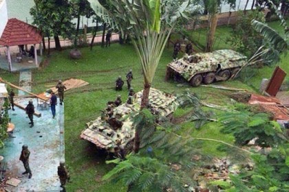 হলি আর্টিজান হামলা : ৮ জঙ্গির ফাঁসি চায় রাষ্ট্রপক্ষ