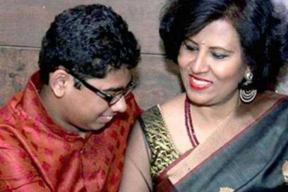 প্রেসিডেন্ট পার্কে মা বিদিশাকে সঙ্গে রাখতে চান এরিক, থানায় জিডি