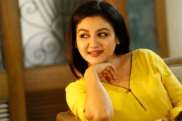 যার সঙ্গে প্রেম করছি সে মিডিয়ার কেউ না: জয়া আহসান