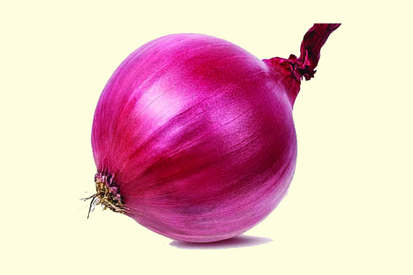 সংকট কাটছে পিয়াজের