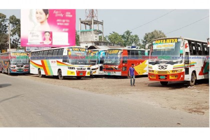 শেরপুরে দূরপাল্লার বাস চলাচল বন্ধ, দুর্ভোগ চরমে