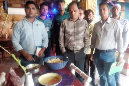 বরিশালে অস্বাস্থ্যকর পরিবেশে খাবার তৈরি করায় জরিমানা