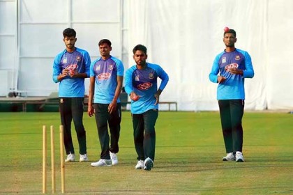 দিবা-রাত্রির টেস্টে স্পিনারদের যে পরামর্শ দিলেন ভেট্টোরি