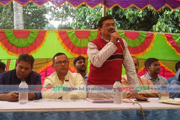 'আওয়ামী লীগের কবলে পড়ে গণতন্ত্র আজ মৃত্যু পথযাত্রী' 