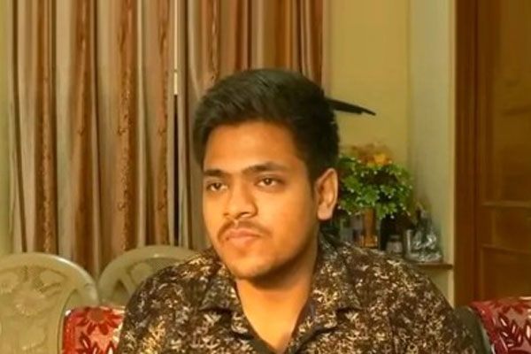 ২১ বছর বয়সেই ভারতের বিচারপতি!