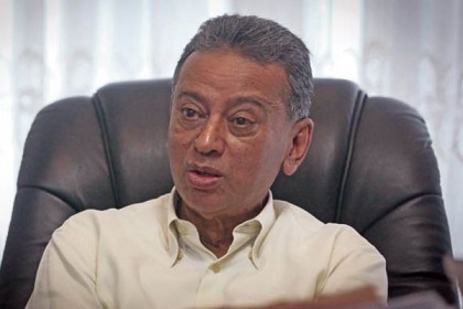 কাউকে হত্যা করে ক্ষমতায় যাওয়ার দরকার বিএনপির নেই : আমীর খসরু