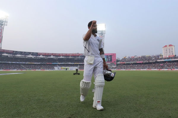 ২৪১ রানের লিড নিয়ে ইনিংস ঘোষণা ভারতের