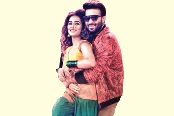 বছর শেষে দুই বাংলার তারকাবহুল যত ছবি