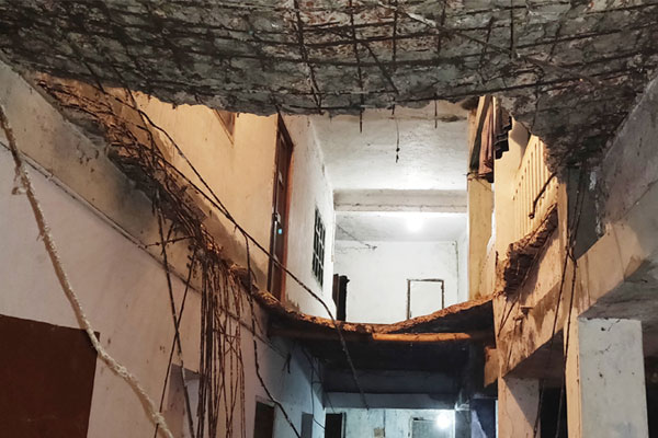 চাঁদপুরে এতিমখানার ছাদ ধসে অর্ধশত আহত