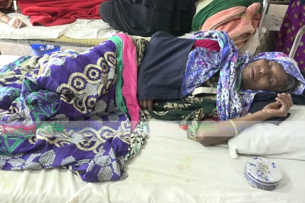 বাড়ি থেকে ডেকে এনে ইউপি কার্যালয়ে আটকে মারধরের অভিযোগ