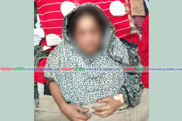 মেয়ের প্রেম গড়াল বিয়েতে, বেধরক মারধর মাকে!