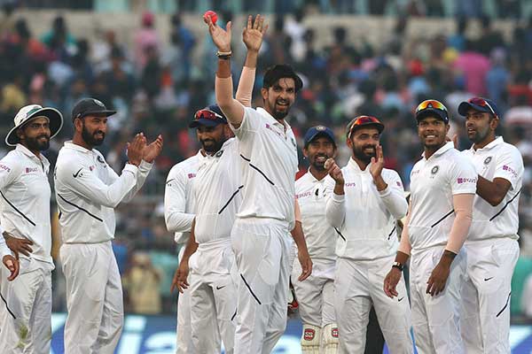 'গোলাপি' টেস্ট জিতে ইতিহাস গড়ল ভারত