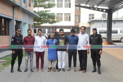 আন্তর্জাতিক নারী পাচারকারী চক্রের ৬ সদস্য গ্রেফতার